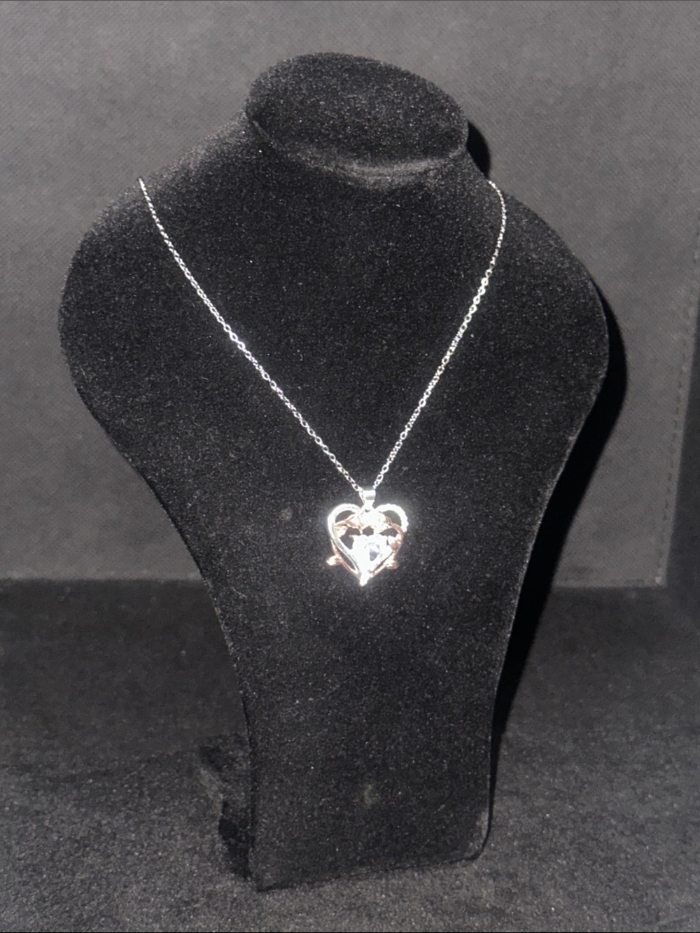 Silver Heart Pendant Necklace - Elegant Women's Jewelry